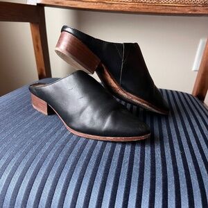 Madewell Barlow Mule in Black